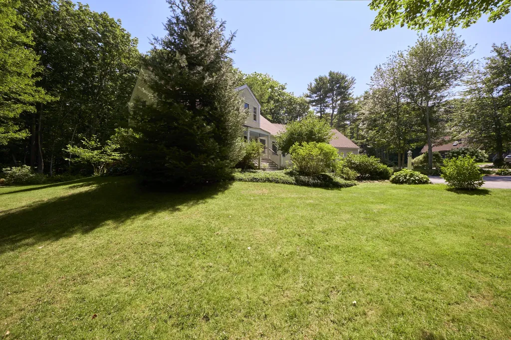 27 Pleasant Ridge Drive Camden ME 04843