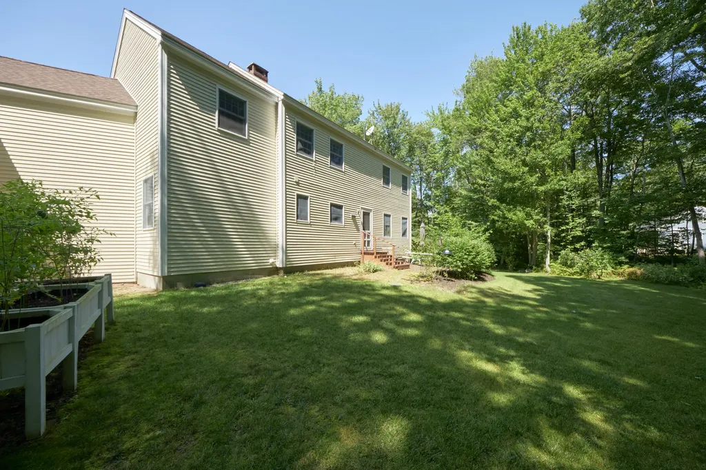 27 Pleasant Ridge Drive Camden ME 04843