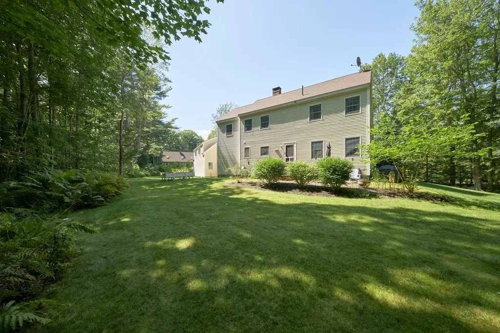 27 Pleasant Ridge Drive Camden ME 04843