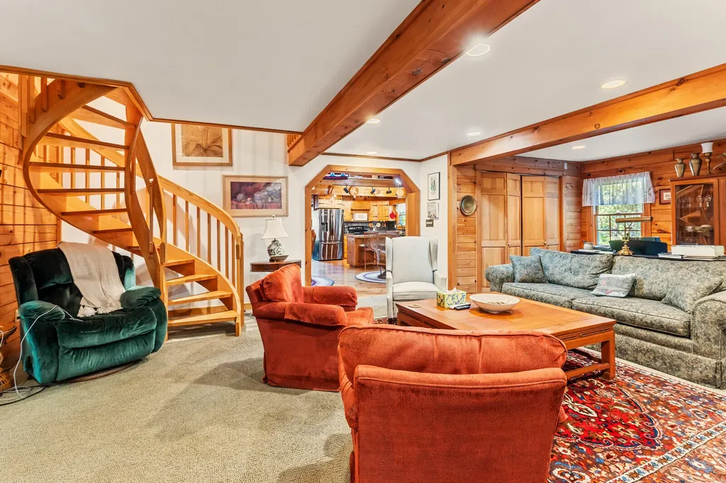 315 Shore Road Fayette ME 04349