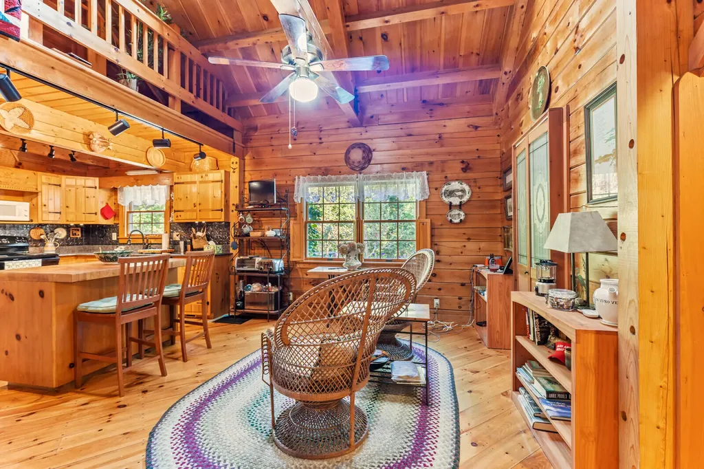 315 Shore Road Fayette ME 04349