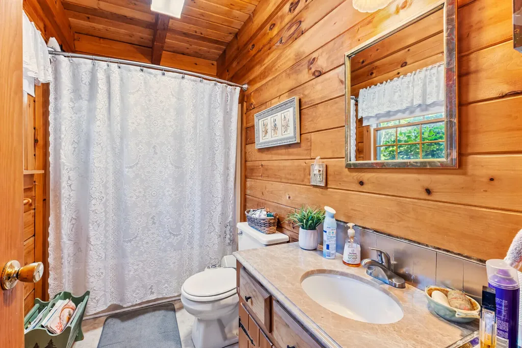 315 Shore Road Fayette ME 04349