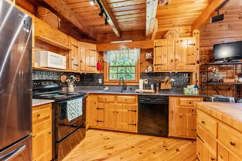 315 Shore Road Fayette ME 04349
