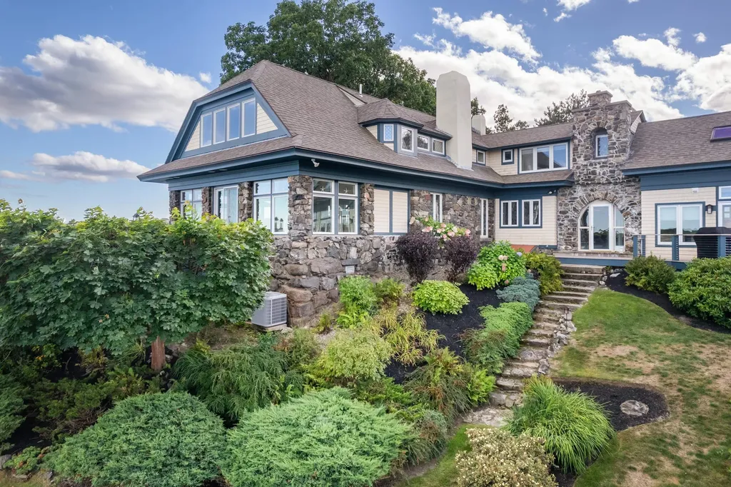 24 Fieldstone Lane Ogunquit ME 03907