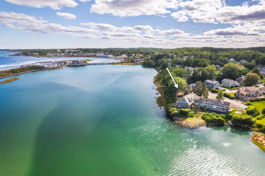 24 Fieldstone Lane Ogunquit ME 03907