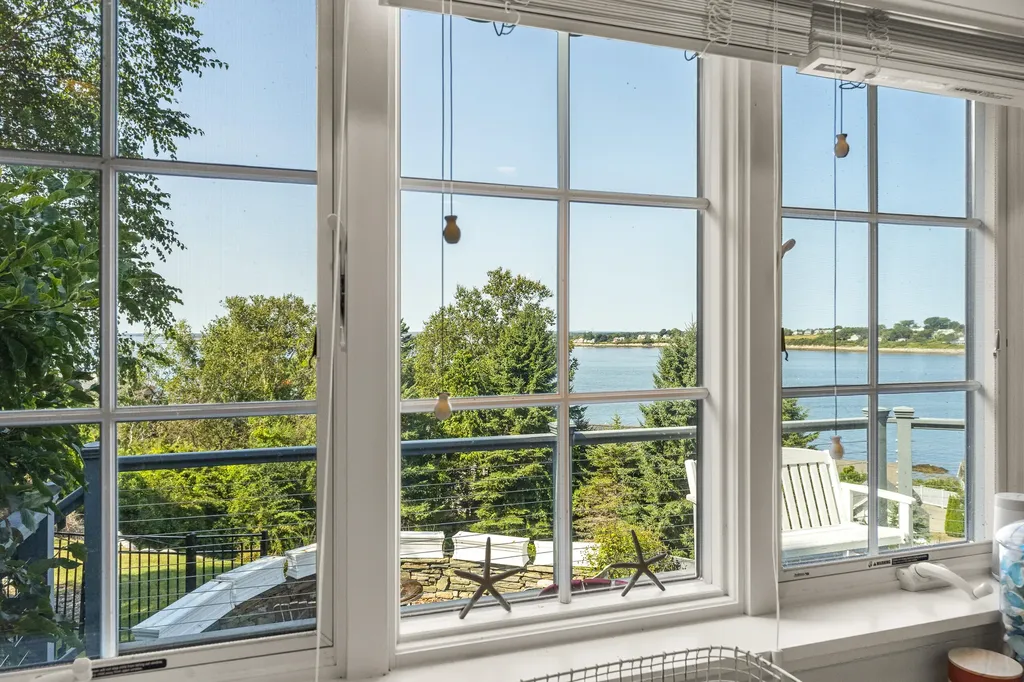 8 Enigma Lane Harpswell ME 04079