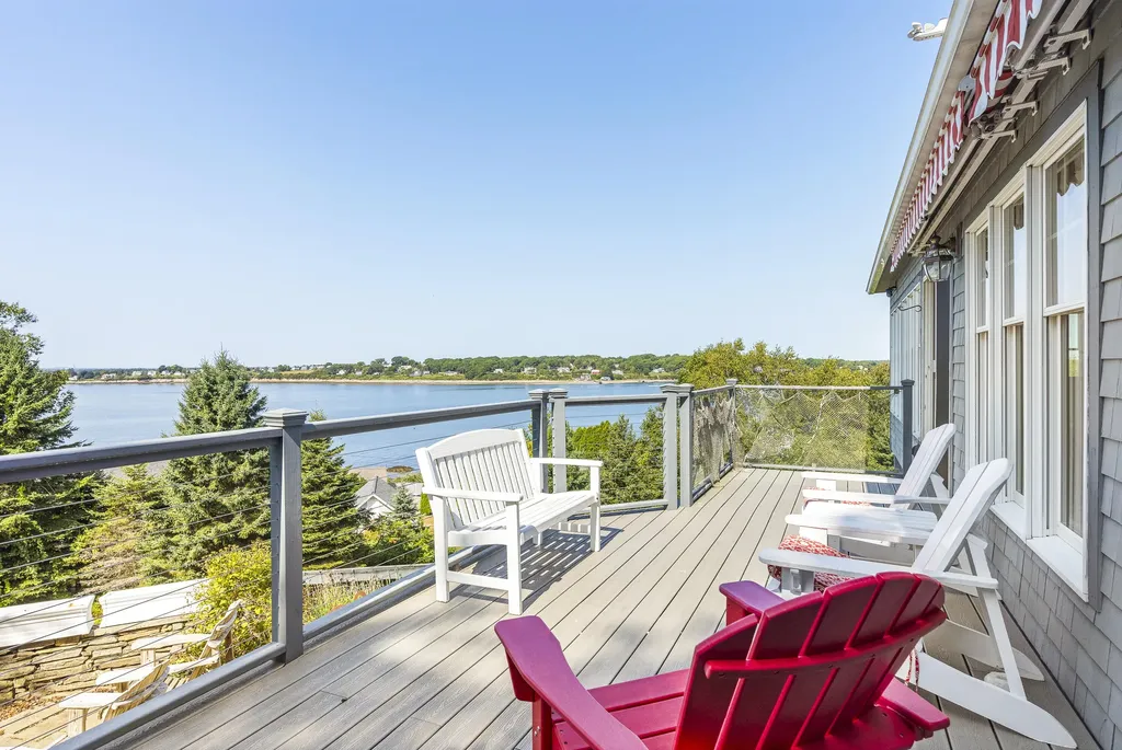 8 Enigma Lane Harpswell ME 04079