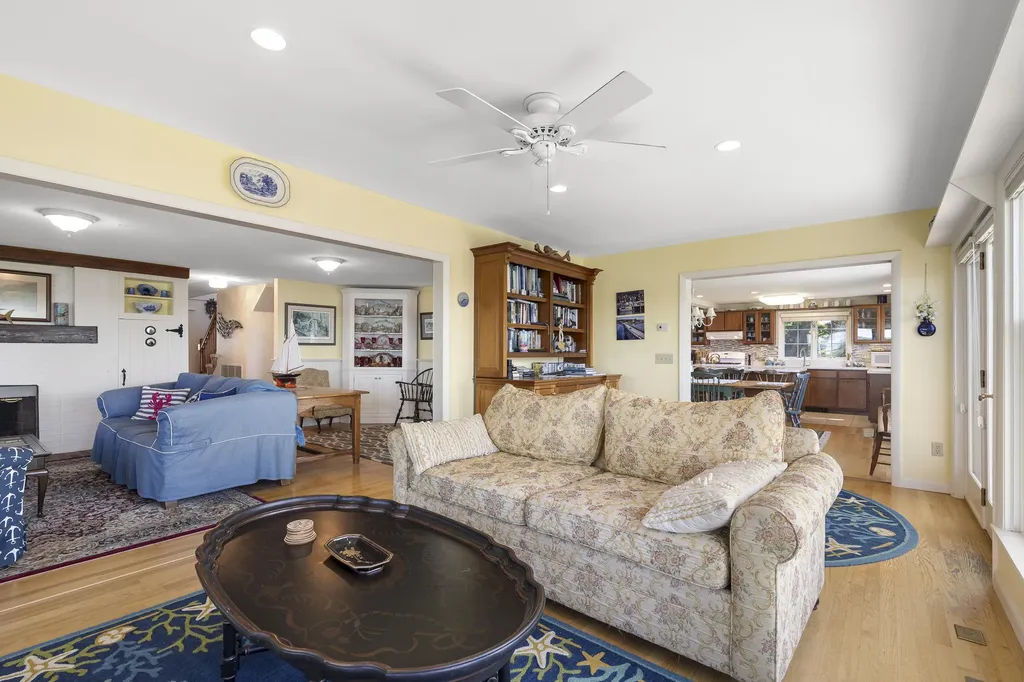 8 Enigma Lane Harpswell ME 04079
