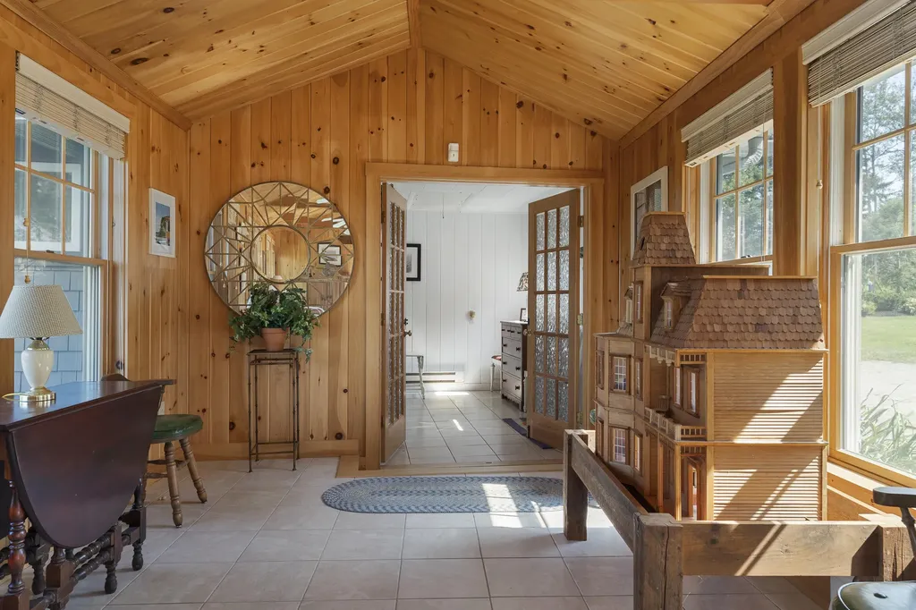8 Enigma Lane Harpswell ME 04079