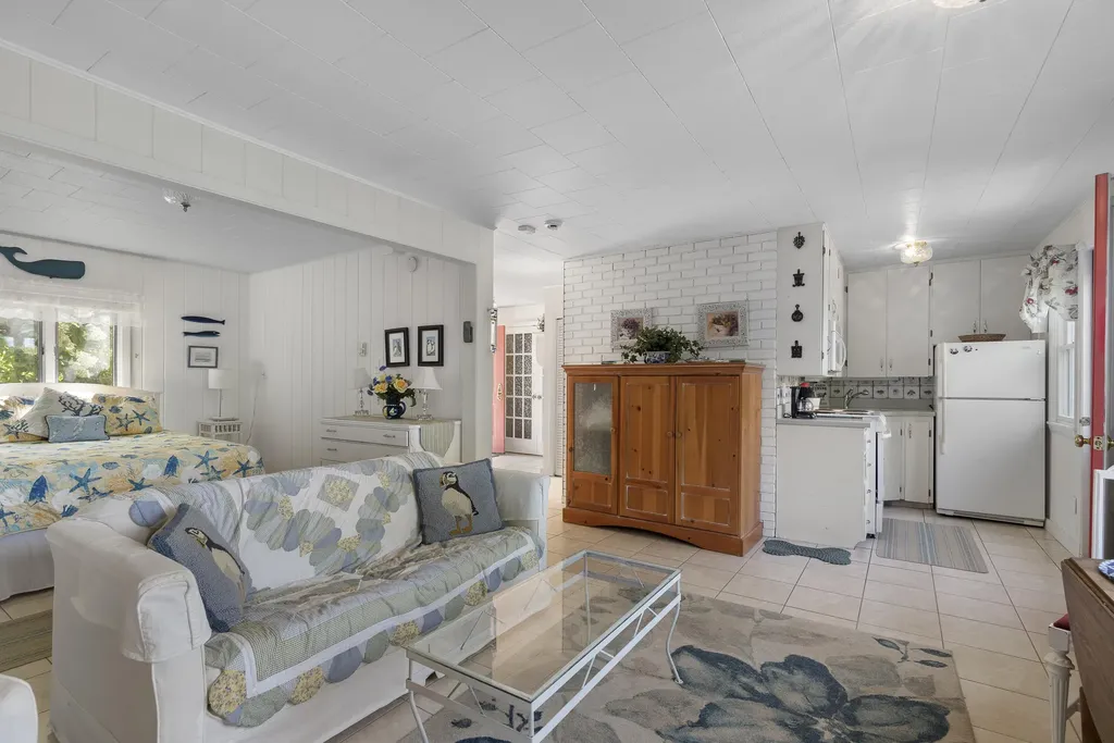 8 Enigma Lane Harpswell ME 04079