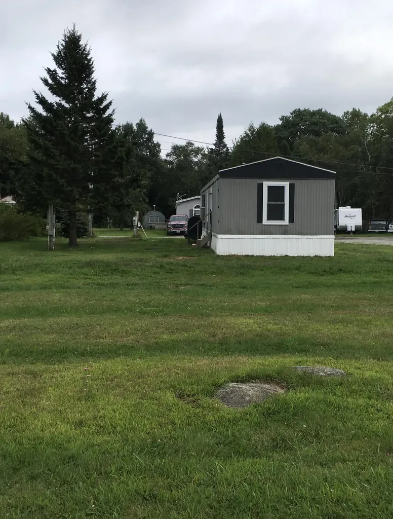 11 Woodmans Owls Head ME 04854