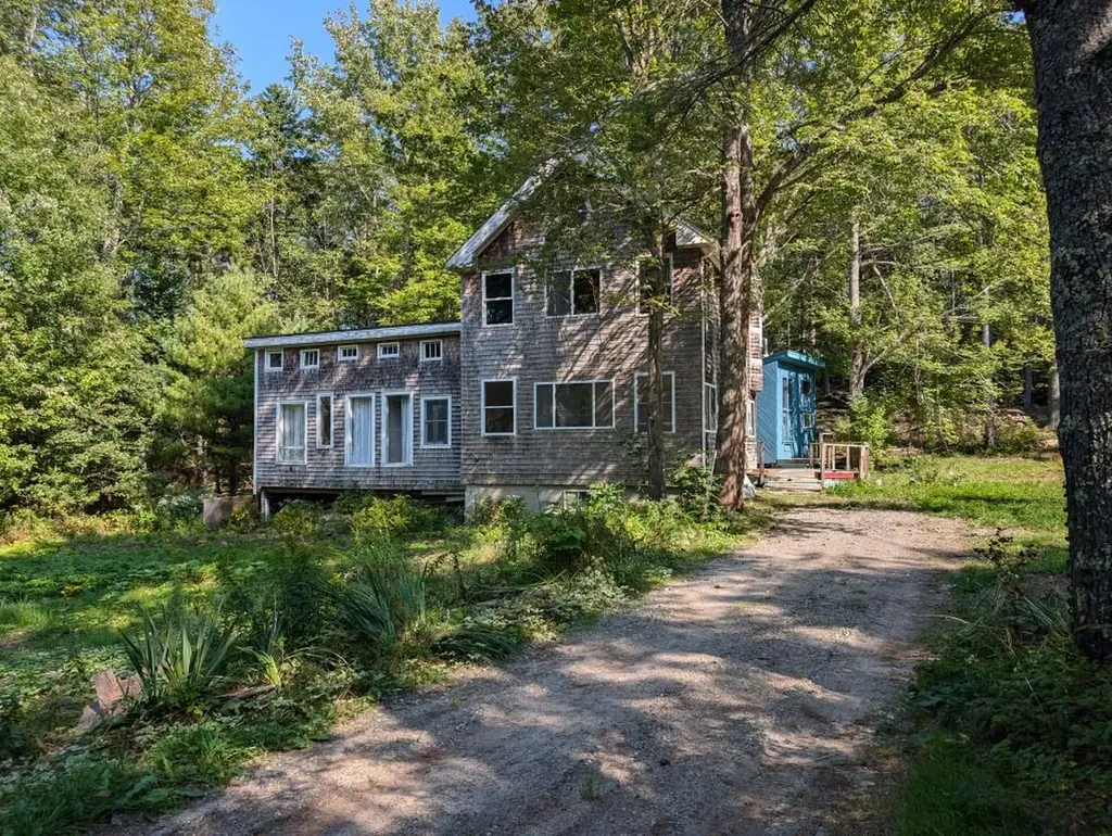 90 Knickerbocker Road Boothbay ME 04537