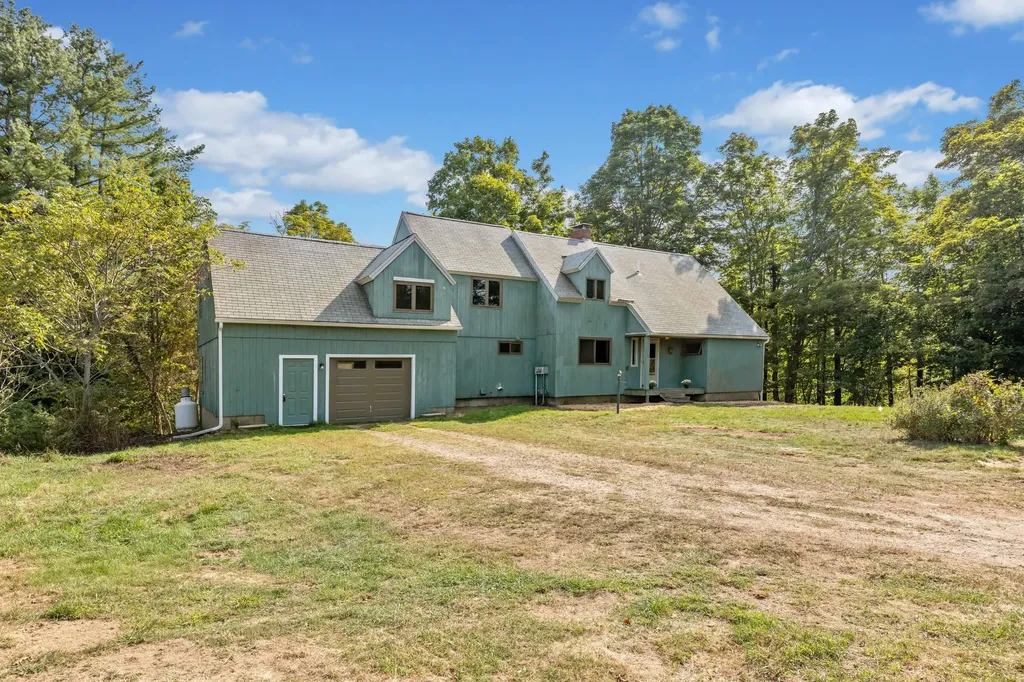 22 Sturgeon Creek Drive Eliot ME 03903