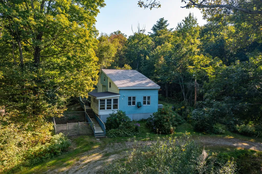 186 Jewett Road Pittston ME 04345