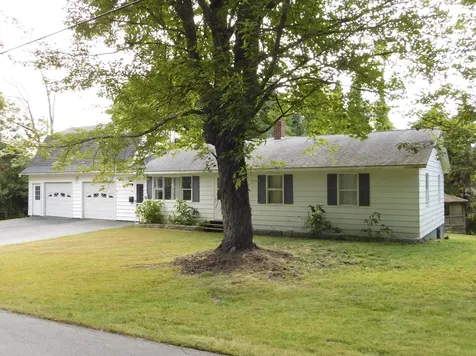 145 High Street Dexter ME 04930