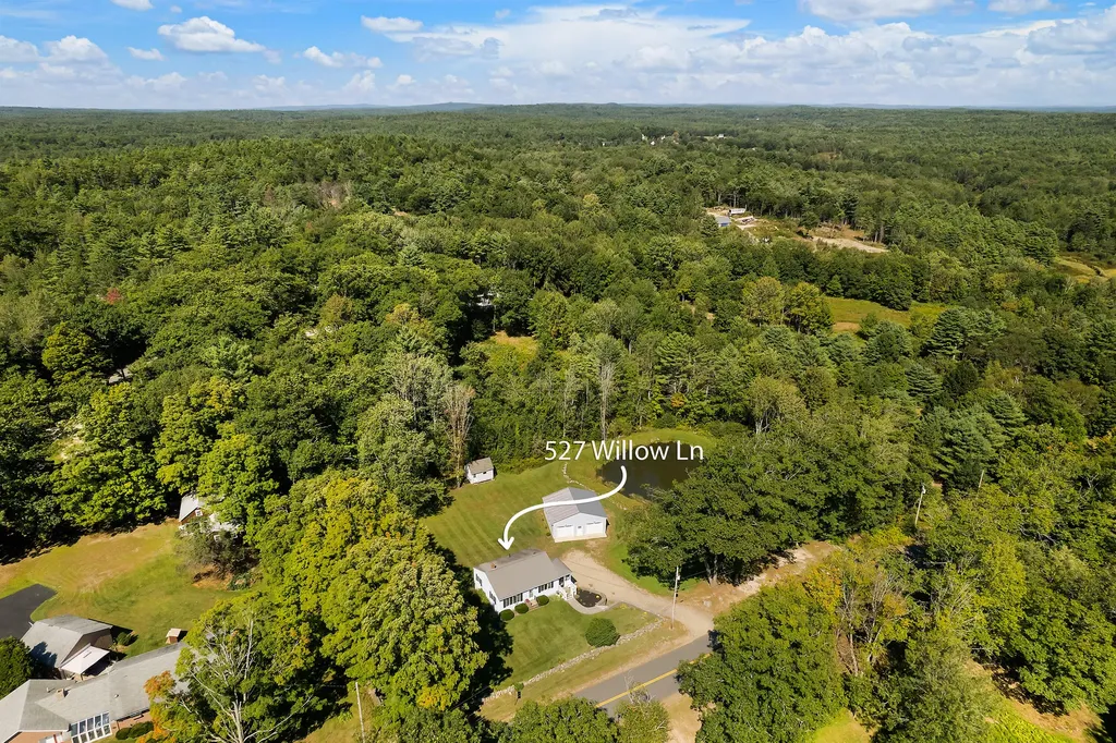 527 Willow Lane Wiscasset ME 04578