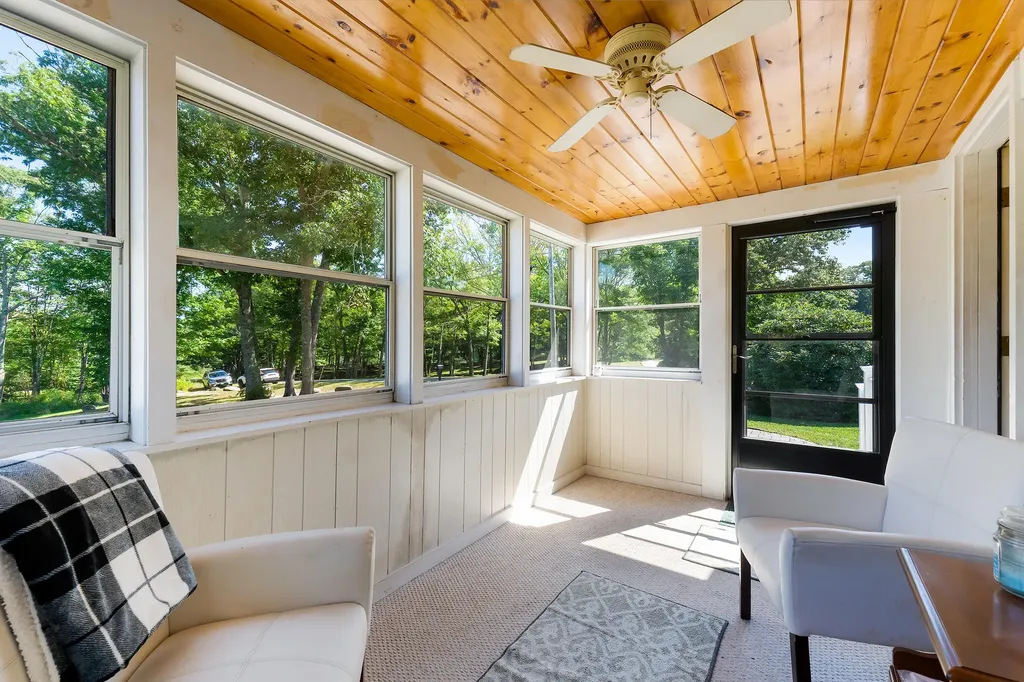 527 Willow Lane Wiscasset ME 04578