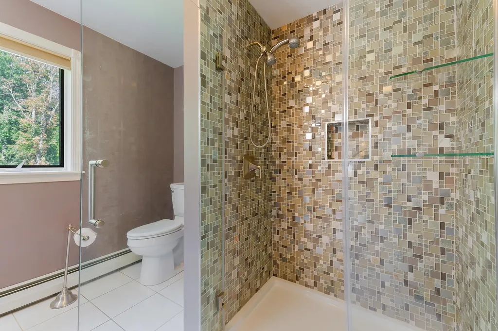 527 Willow Lane Wiscasset ME 04578