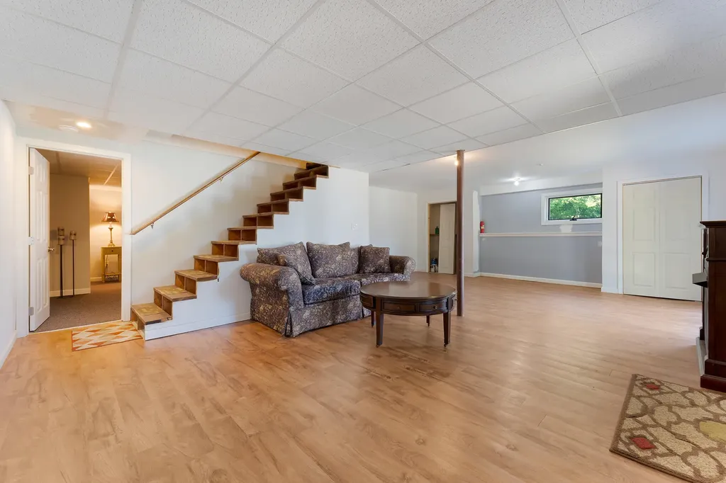 527 Willow Lane Wiscasset ME 04578