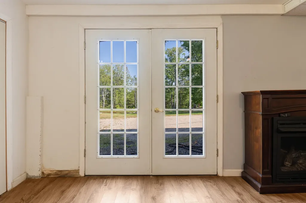 527 Willow Lane Wiscasset ME 04578