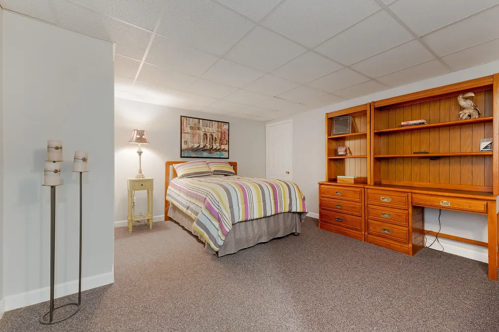 527 Willow Lane Wiscasset ME 04578