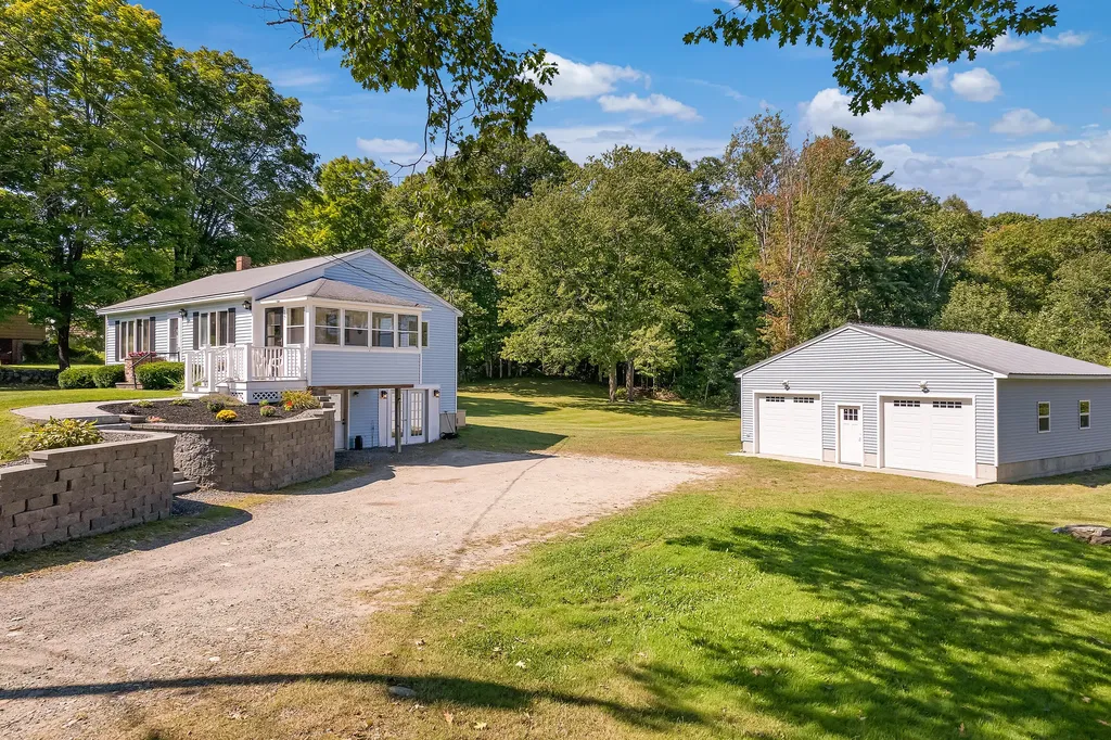 527 Willow Lane Wiscasset ME 04578
