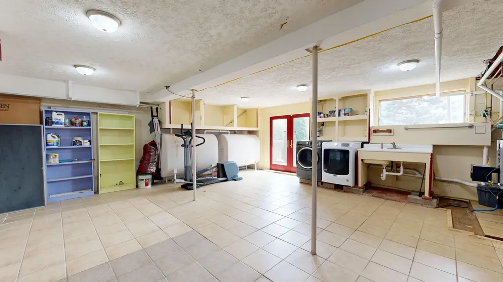84 Cobbossee Avenue Gardiner ME 04345