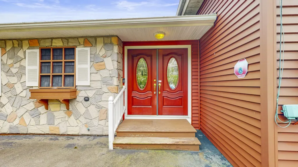 84 Cobbossee Avenue Gardiner ME 04345