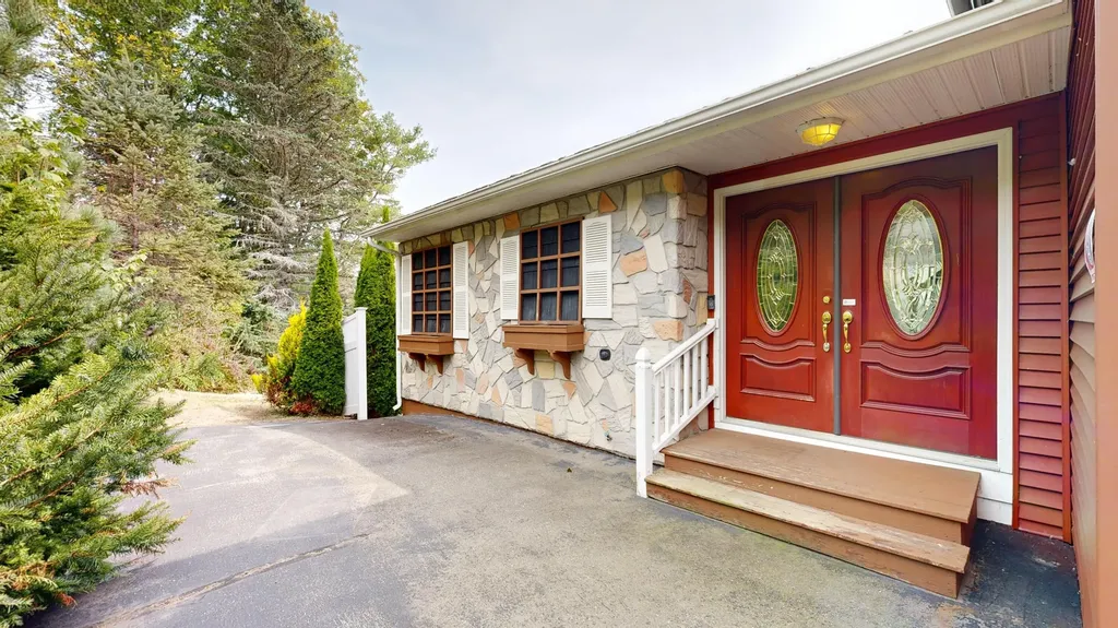 84 Cobbossee Avenue Gardiner ME 04345