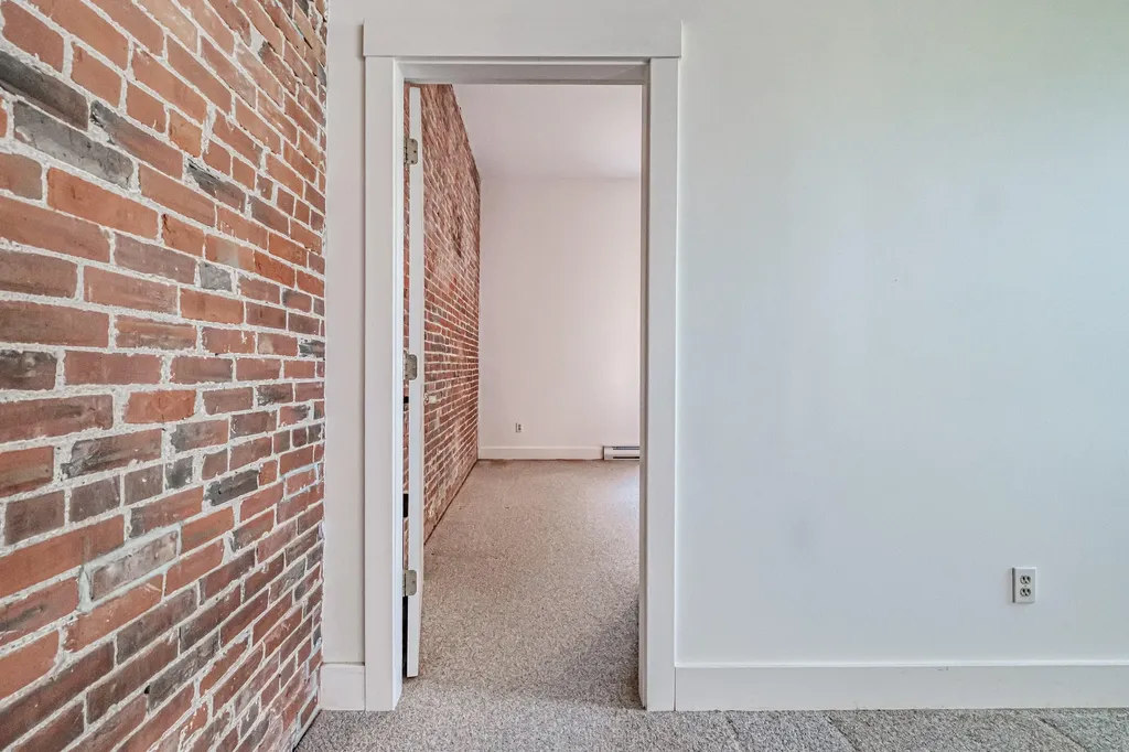 34 Lafayette Street Portland ME 04101