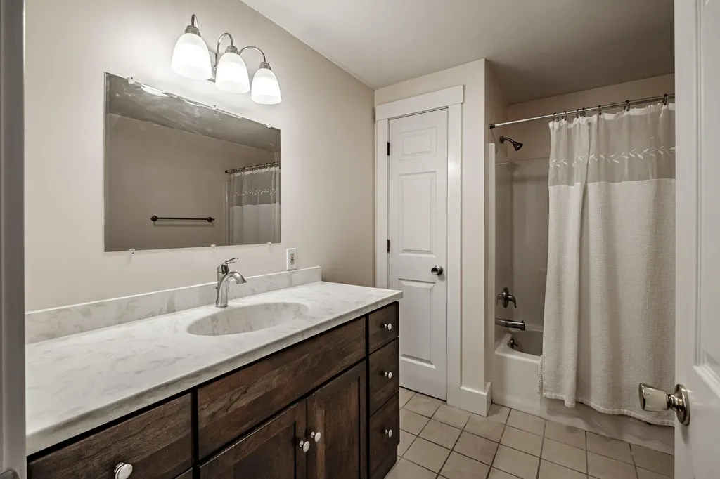 34 Lafayette Street Portland ME 04101