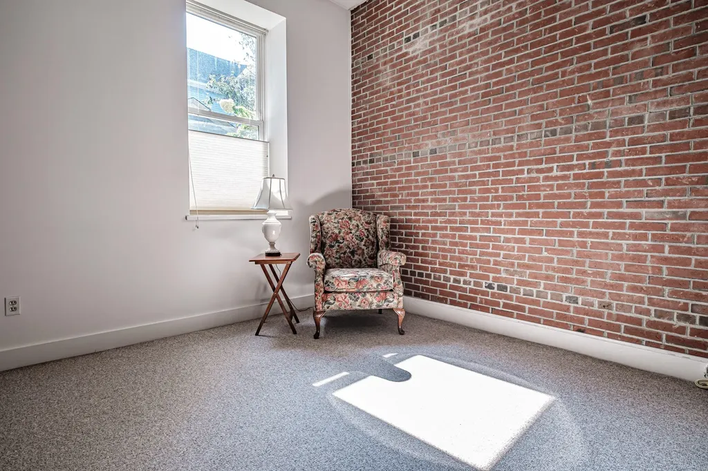34 Lafayette Street Portland ME 04101