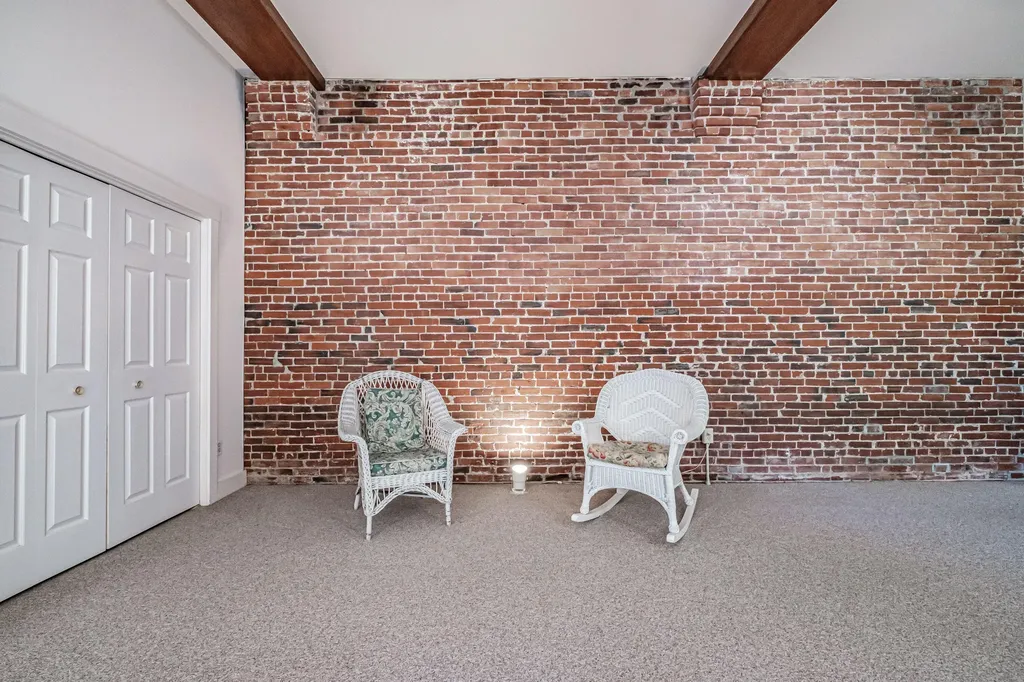 34 Lafayette Street Portland ME 04101