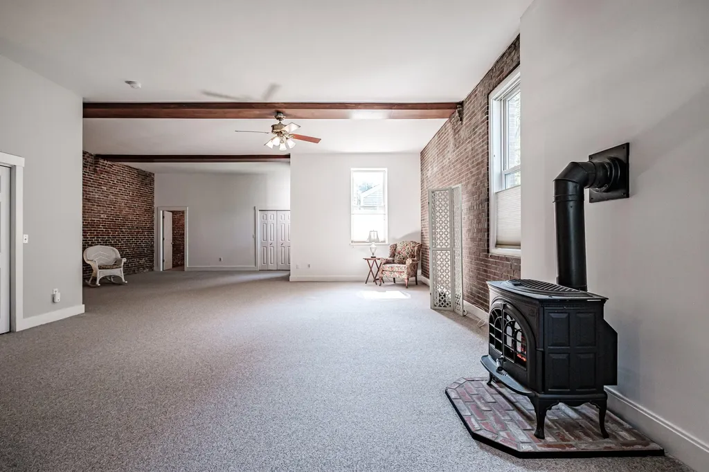34 Lafayette Street Portland ME 04101
