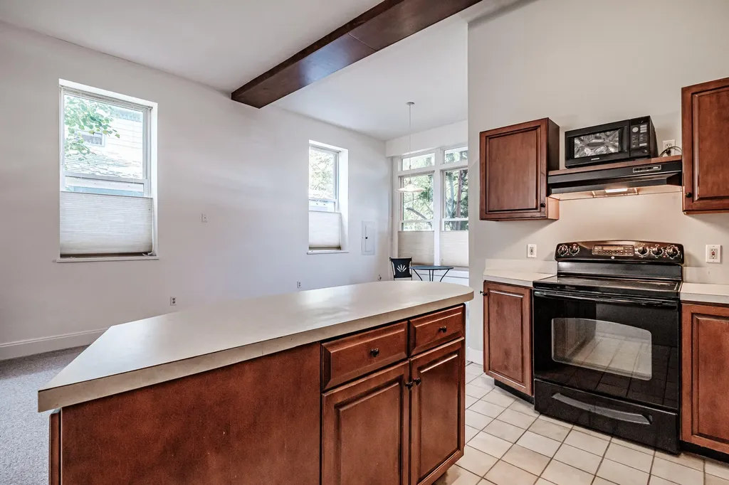 34 Lafayette Street Portland ME 04101