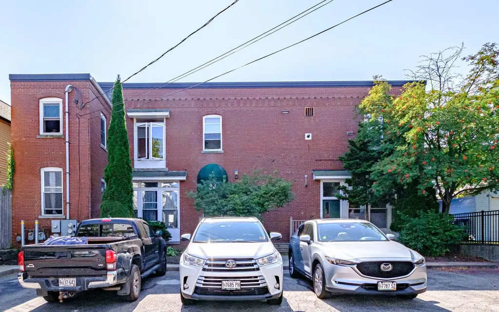 34 Lafayette Street Portland ME 04101