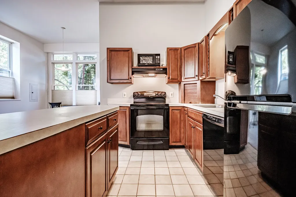 34 Lafayette Street Portland ME 04101