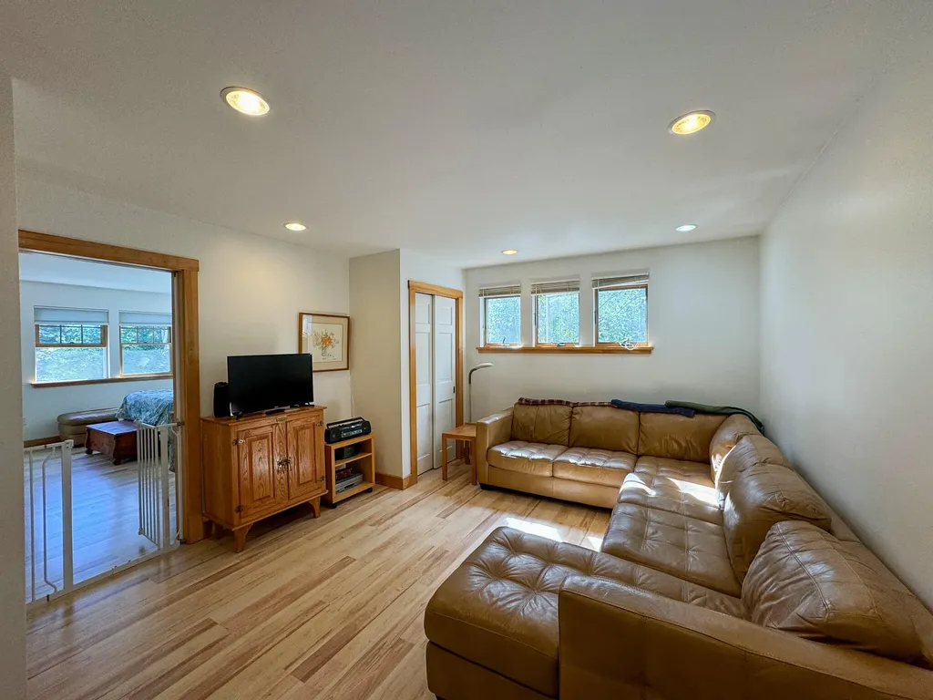 83 Barrett Way Ellsworth ME 04605