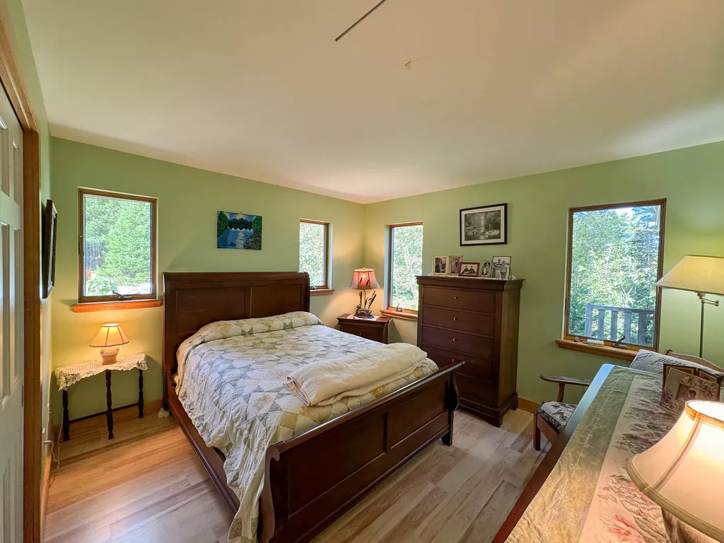 83 Barrett Way Ellsworth ME 04605