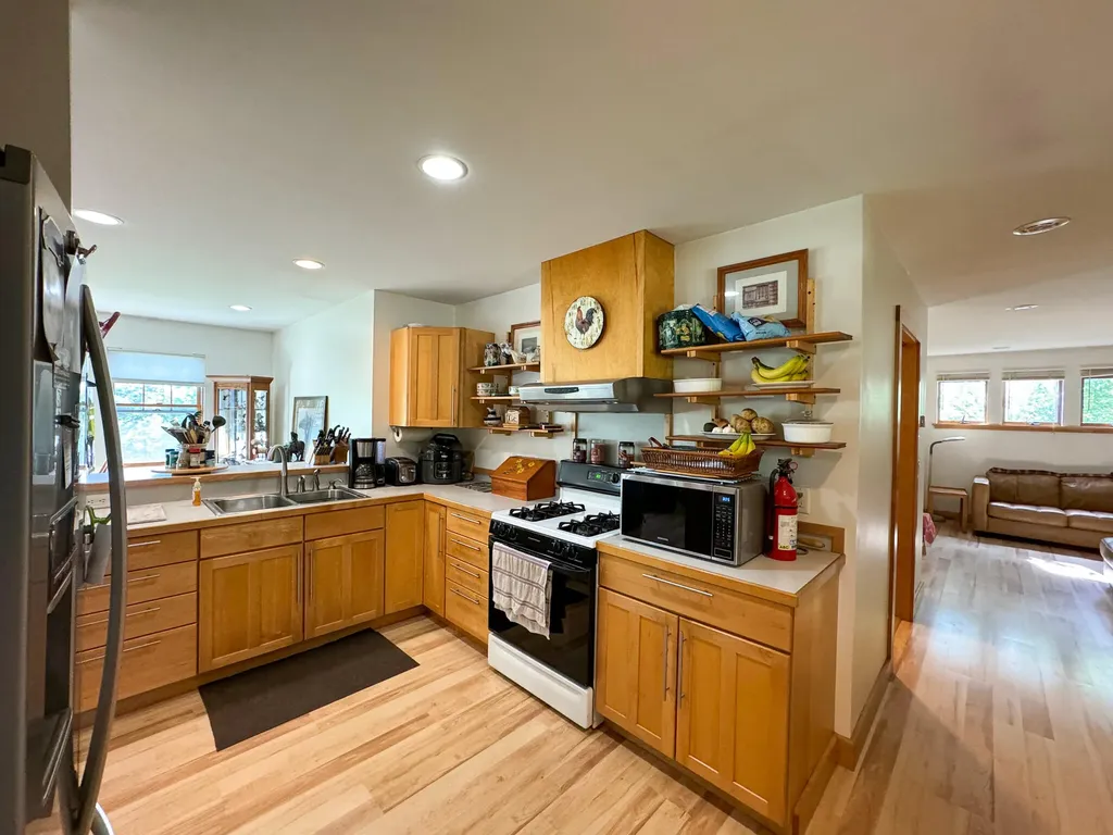 83 Barrett Way Ellsworth ME 04605