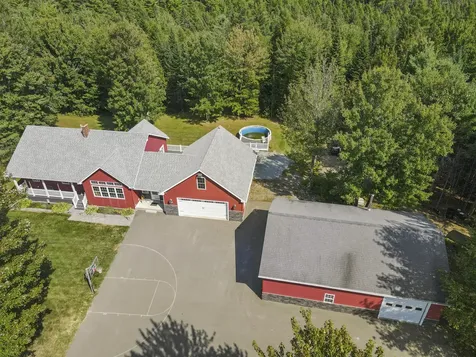 192 Ten Road Bradley ME 04411