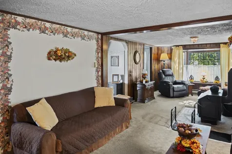 200 Chicopee Road Buxton ME 04093