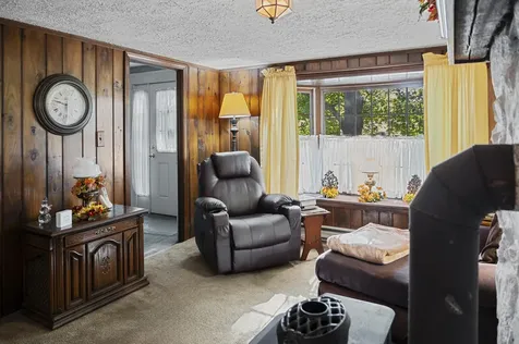 200 Chicopee Road Buxton ME 04093