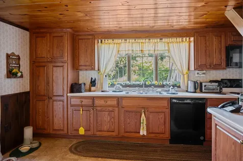 200 Chicopee Road Buxton ME 04093