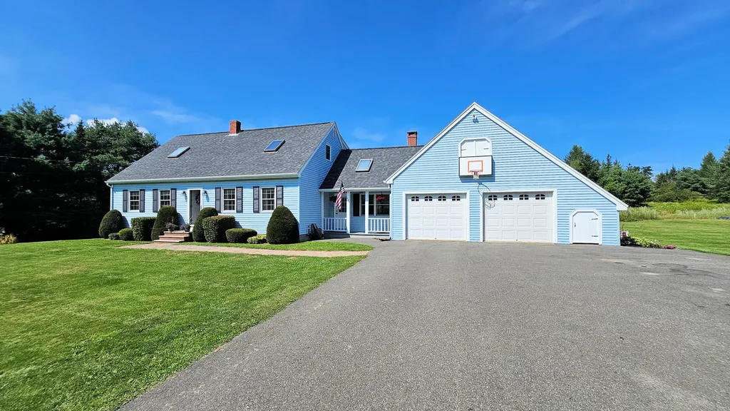 151 Baker Road Winterport ME 04496