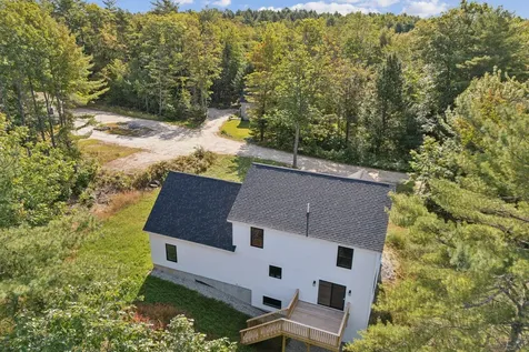 59 Greystone Lane Brunswick ME 04011