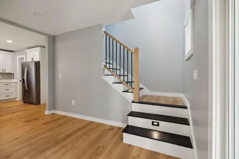 59 Greystone Lane Brunswick ME 04011