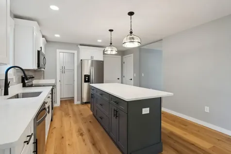 59 Greystone Lane Brunswick ME 04011