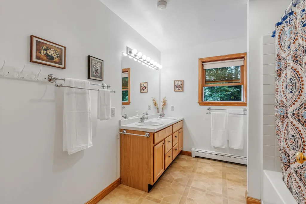 15 Hemlock Drive Topsham ME 04086