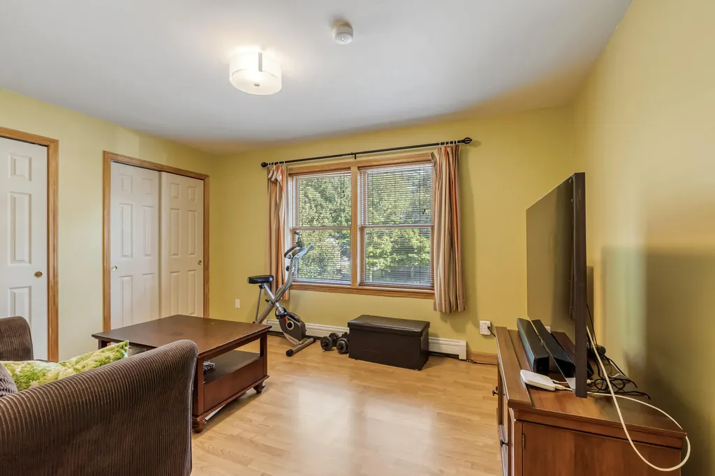 15 Hemlock Drive Topsham ME 04086